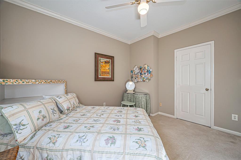 11231 Chestnut Woods Trail