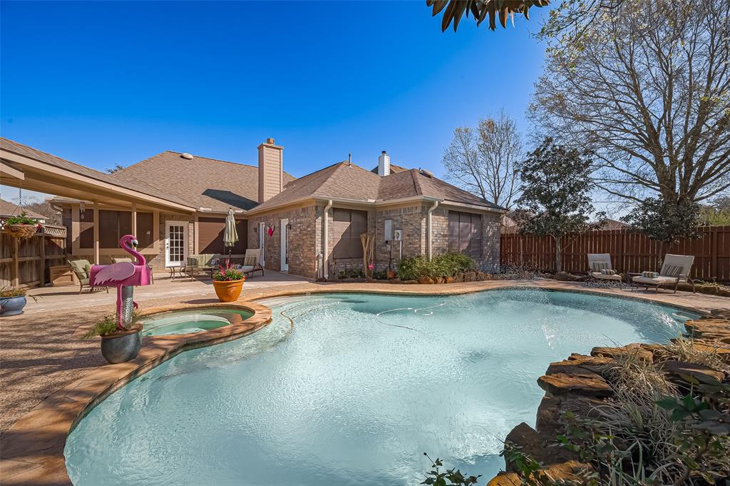11231 Chestnut Woods Trail