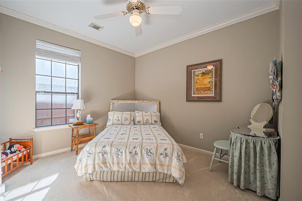 11231 Chestnut Woods Trail