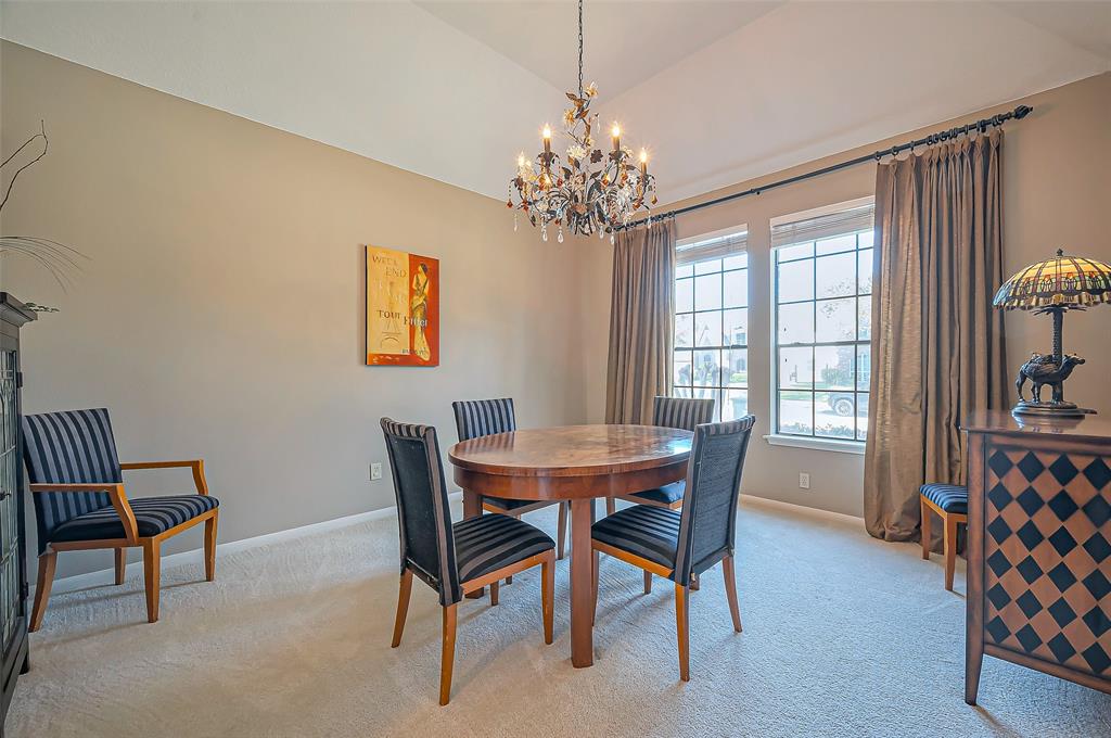 11231 Chestnut Woods Trail