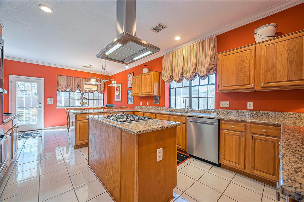 11231 Chestnut Woods Trail