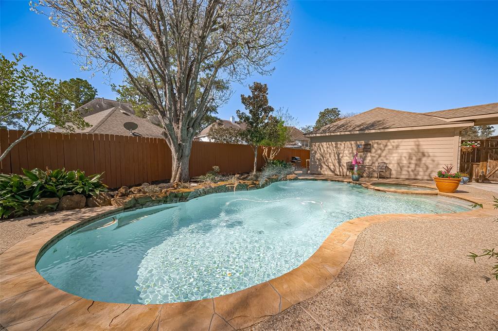 11231 Chestnut Woods Trail