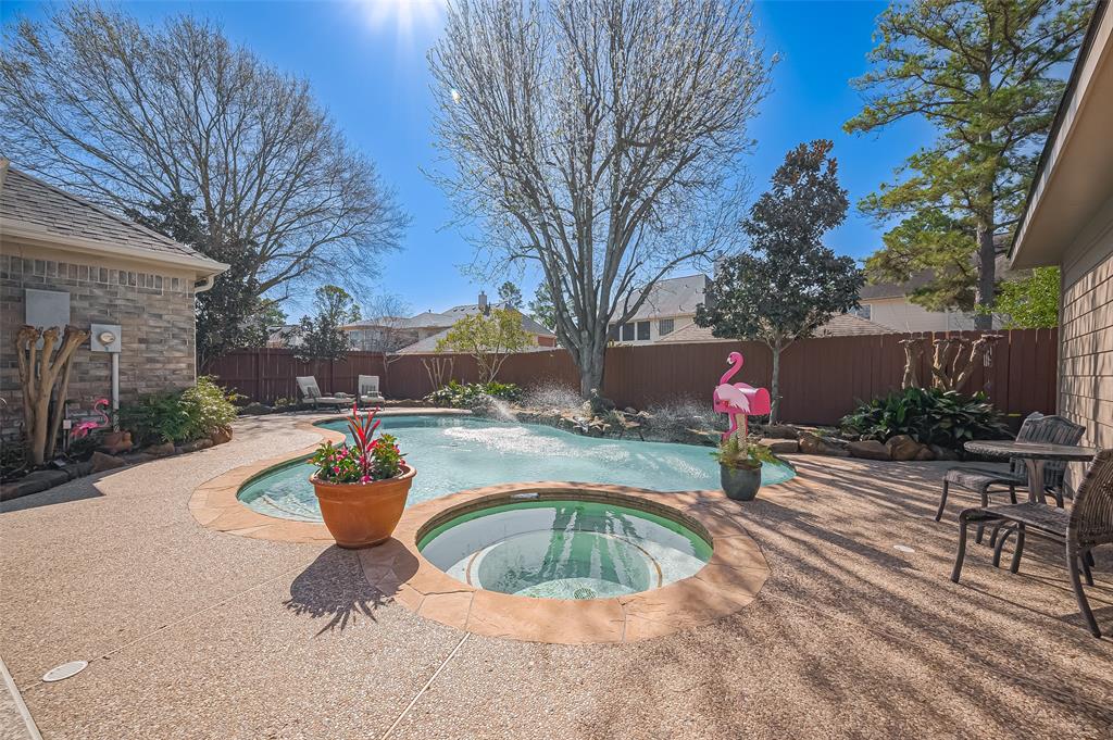 11231 Chestnut Woods Trail