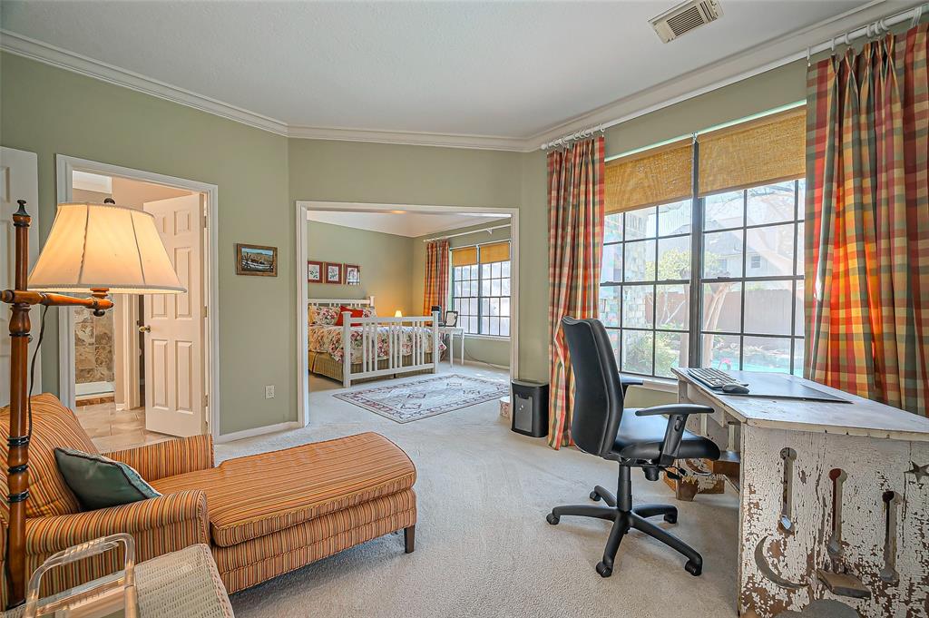 11231 Chestnut Woods Trail