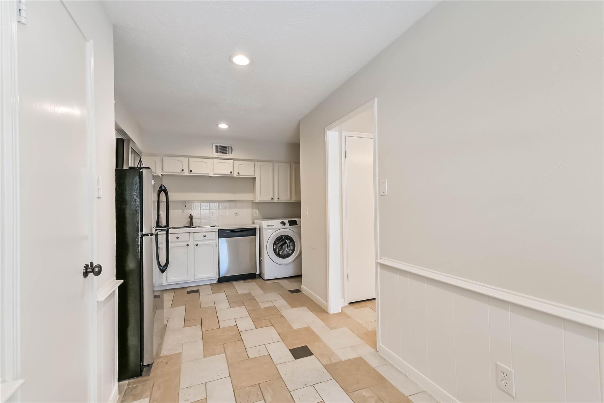 496 N Post Oak Lane # 496
