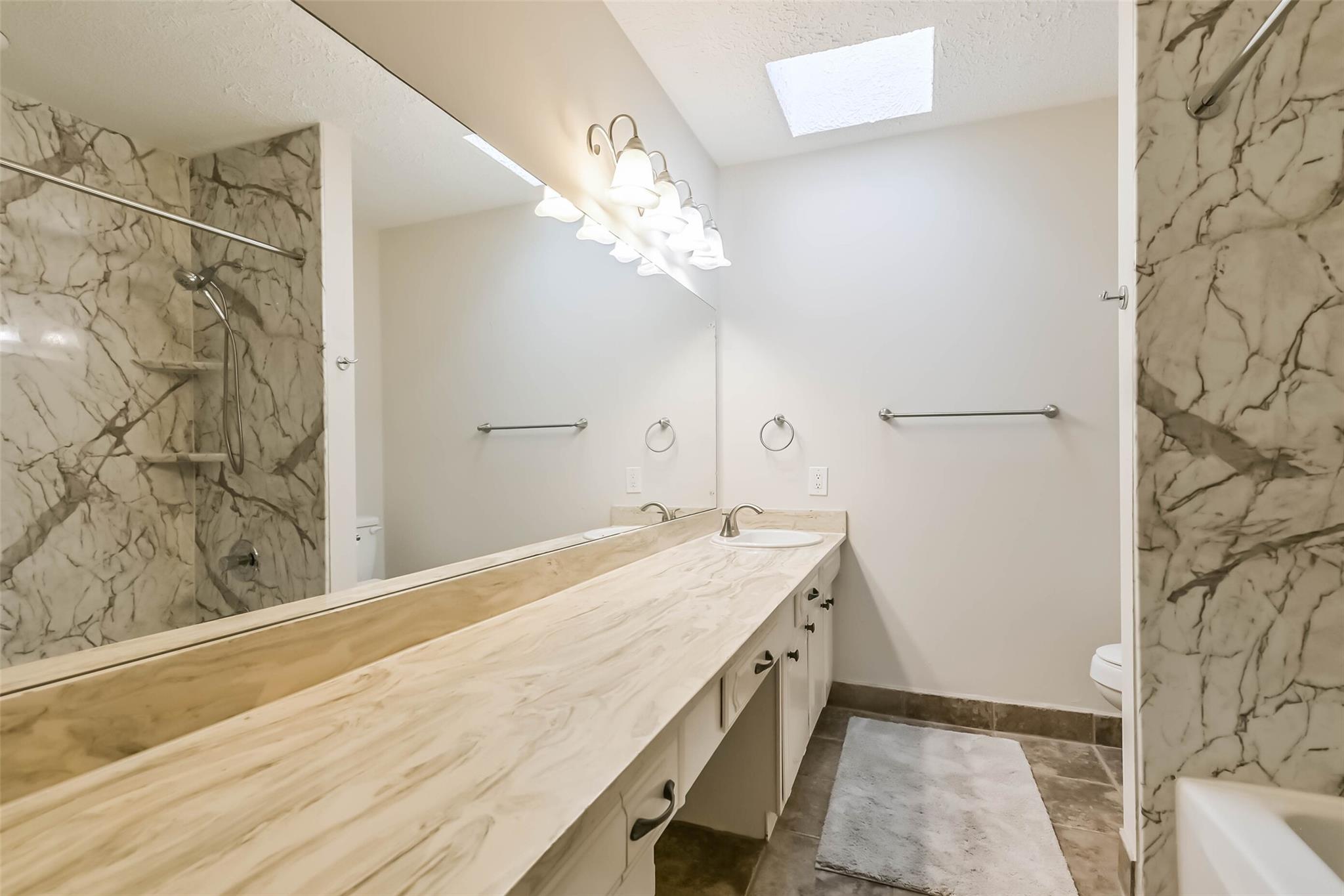 496 N Post Oak Lane # 496
