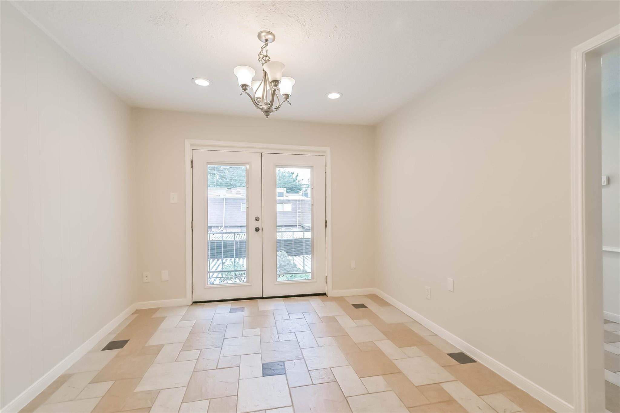 496 N Post Oak Lane # 496