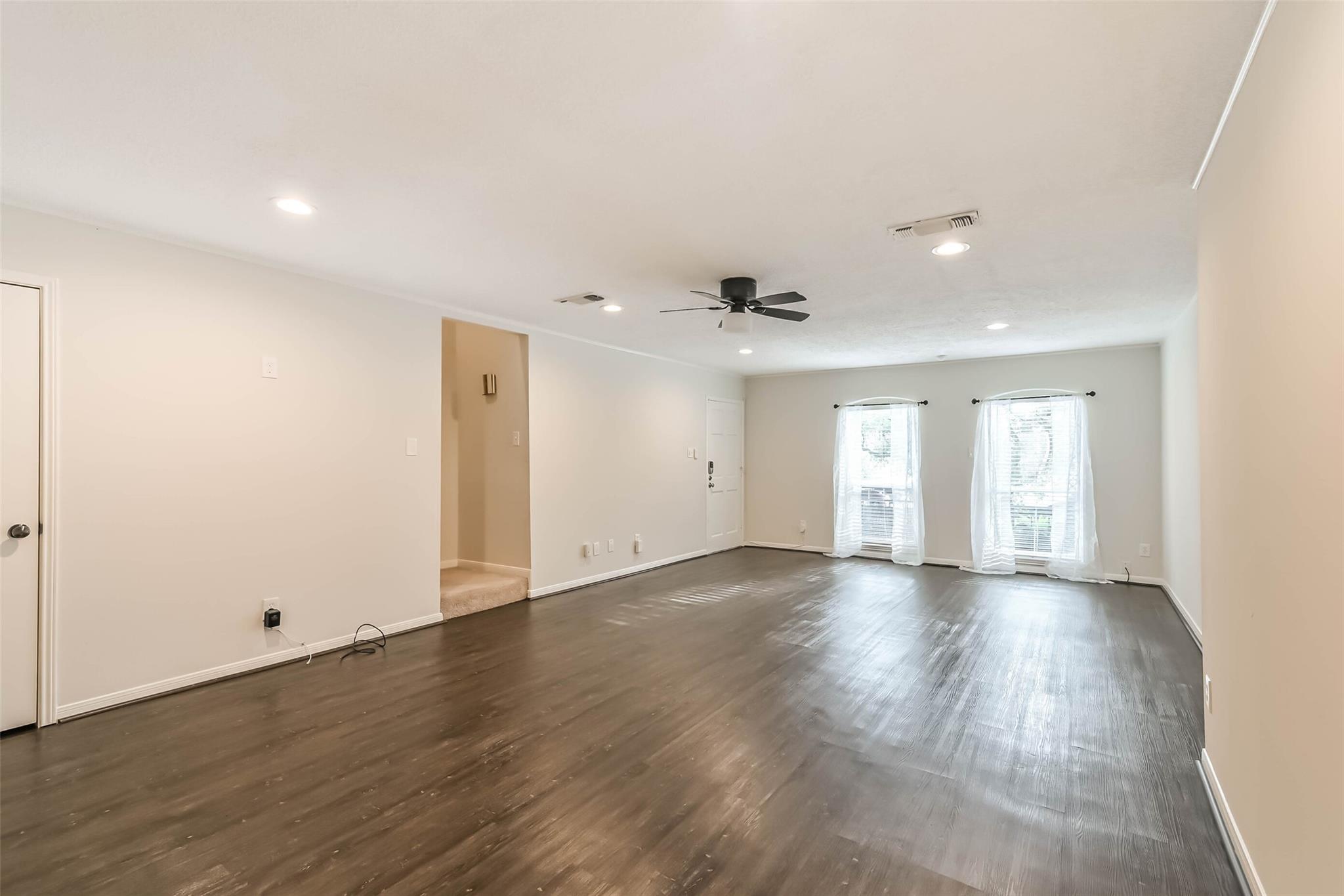 496 N Post Oak Lane # 496