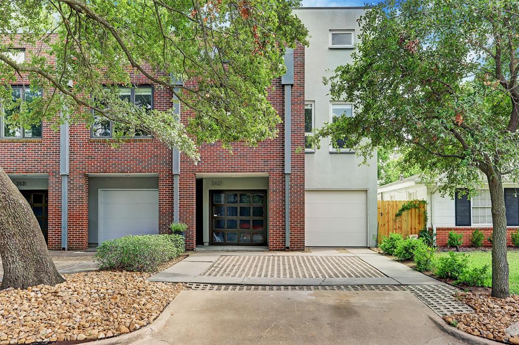 2433 Wroxton Road
