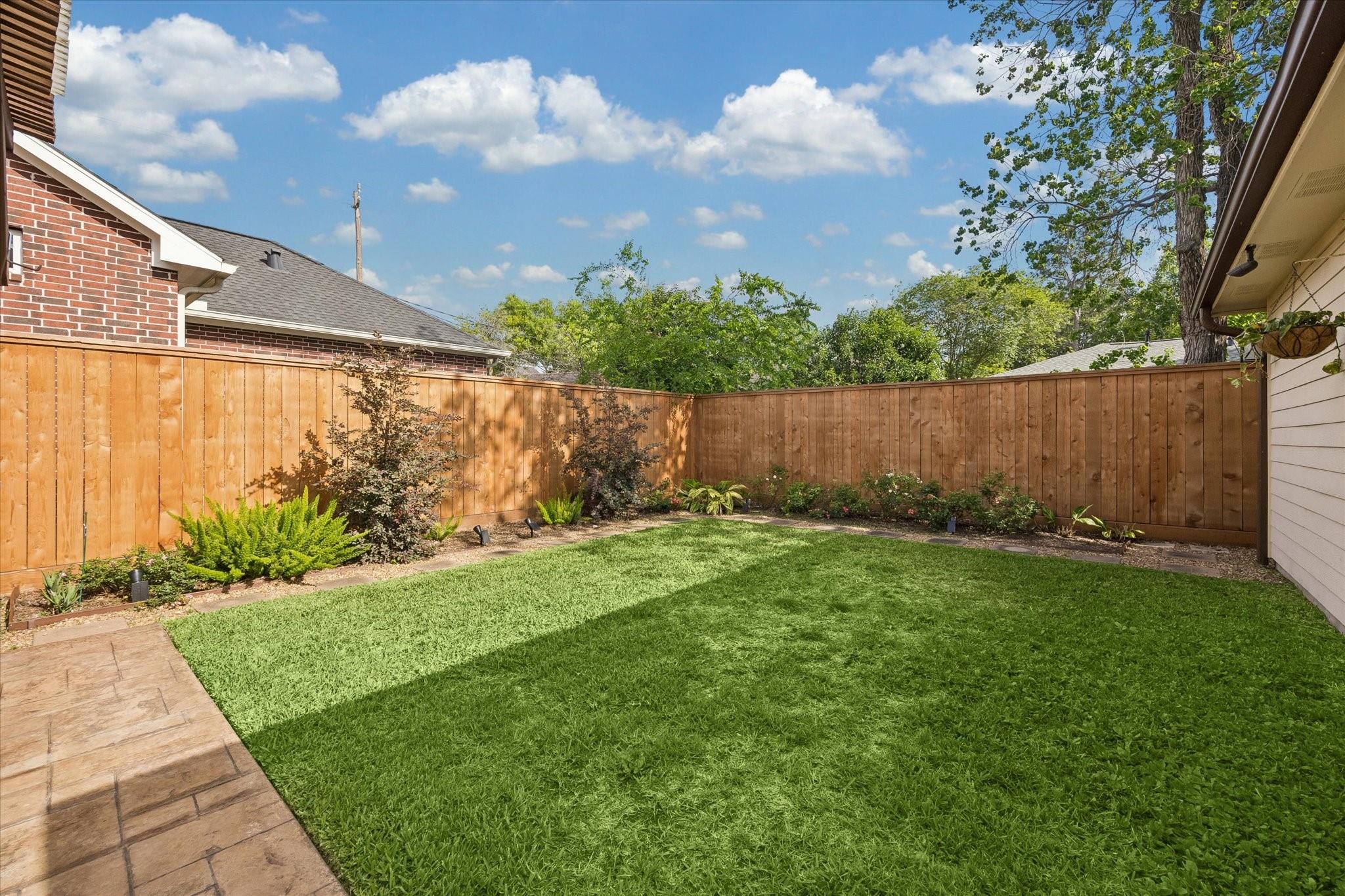 4209 Sunset Boulevard