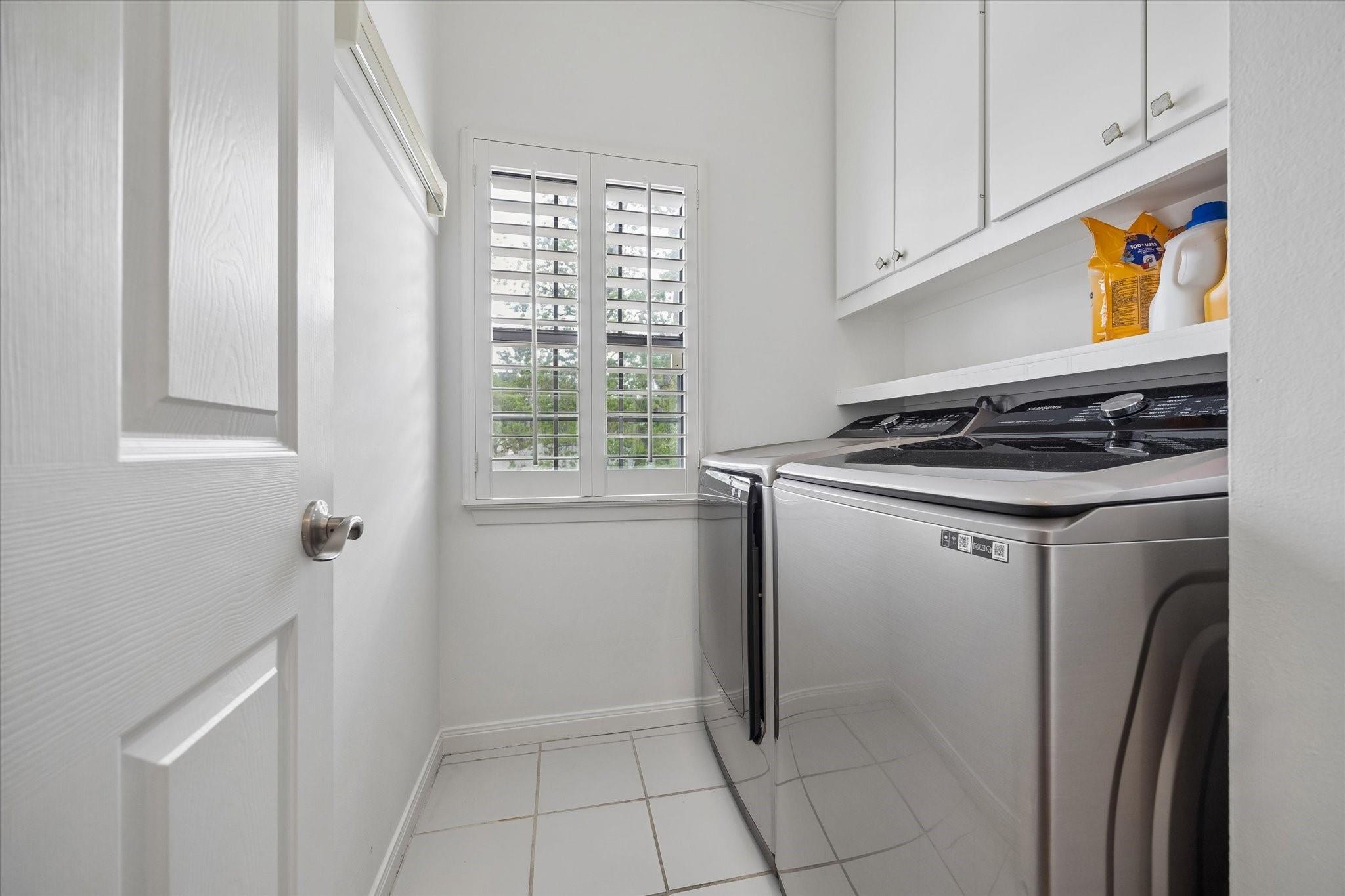 4209 Sunset Boulevard