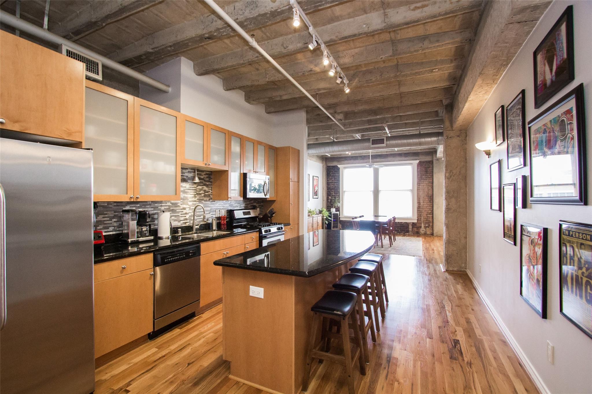 201 Main Street # 4F