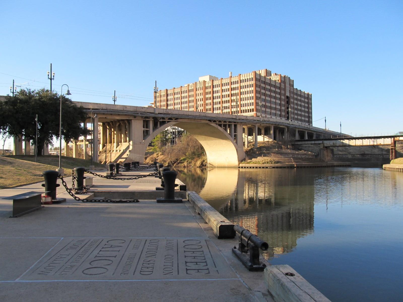201 Main Street # 4F