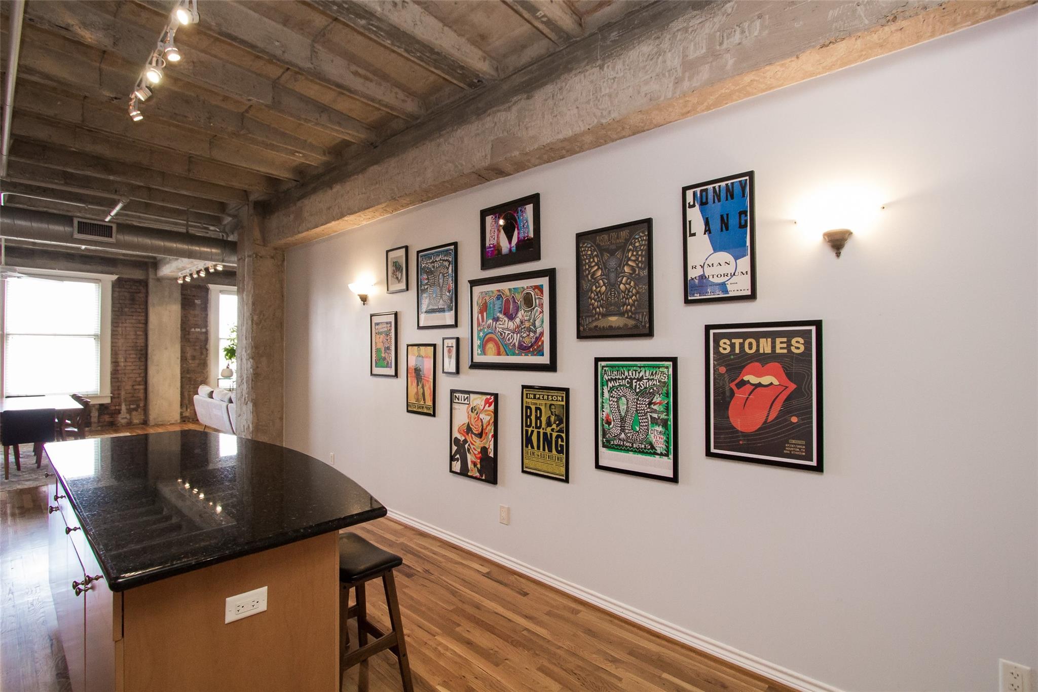 201 Main Street # 4F