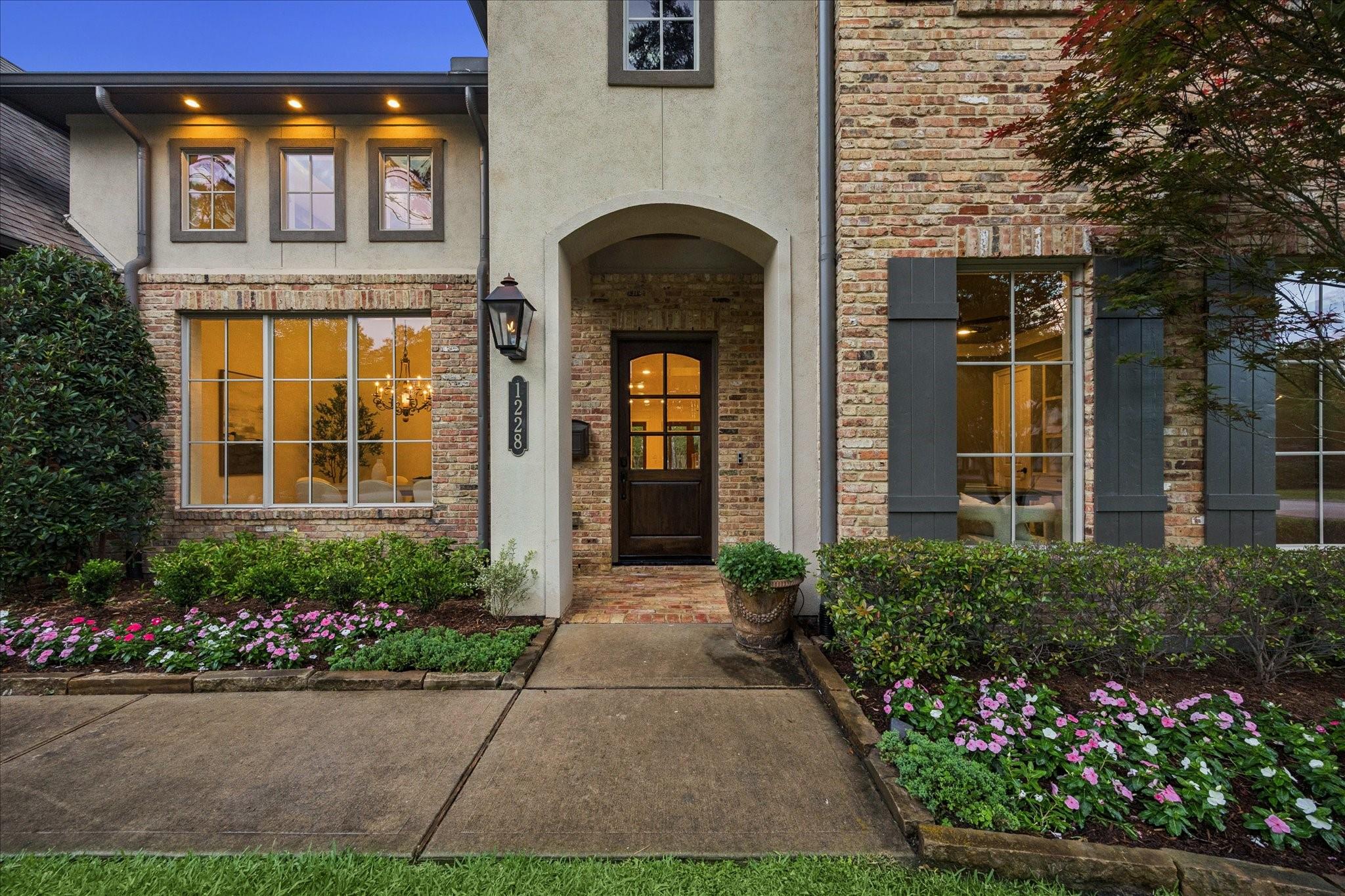 1228 Archley Drive