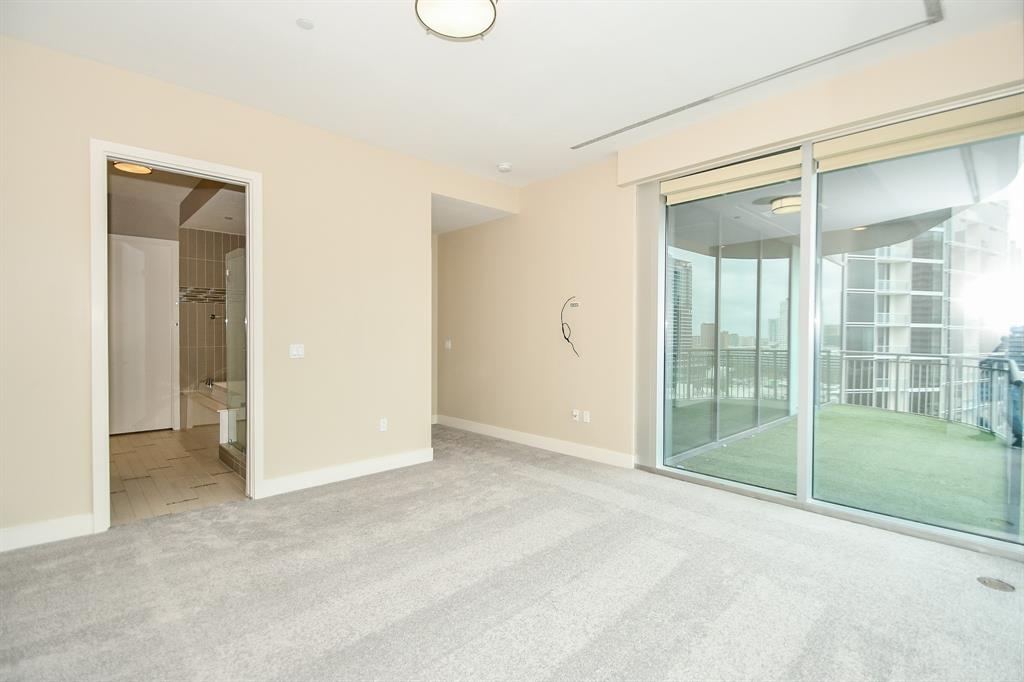 1600 Post Oak Boulevard # 1307