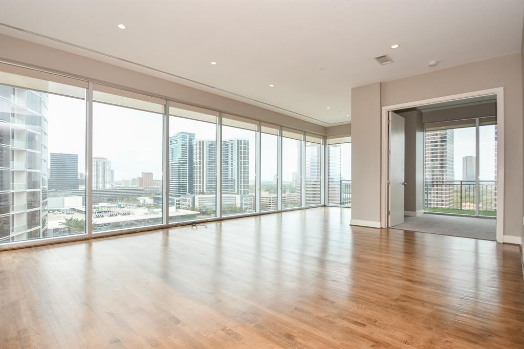 1600 Post Oak Boulevard # 1307