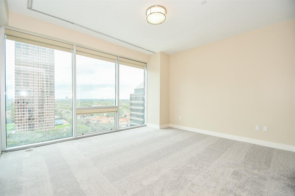 1600 Post Oak Boulevard # 1307