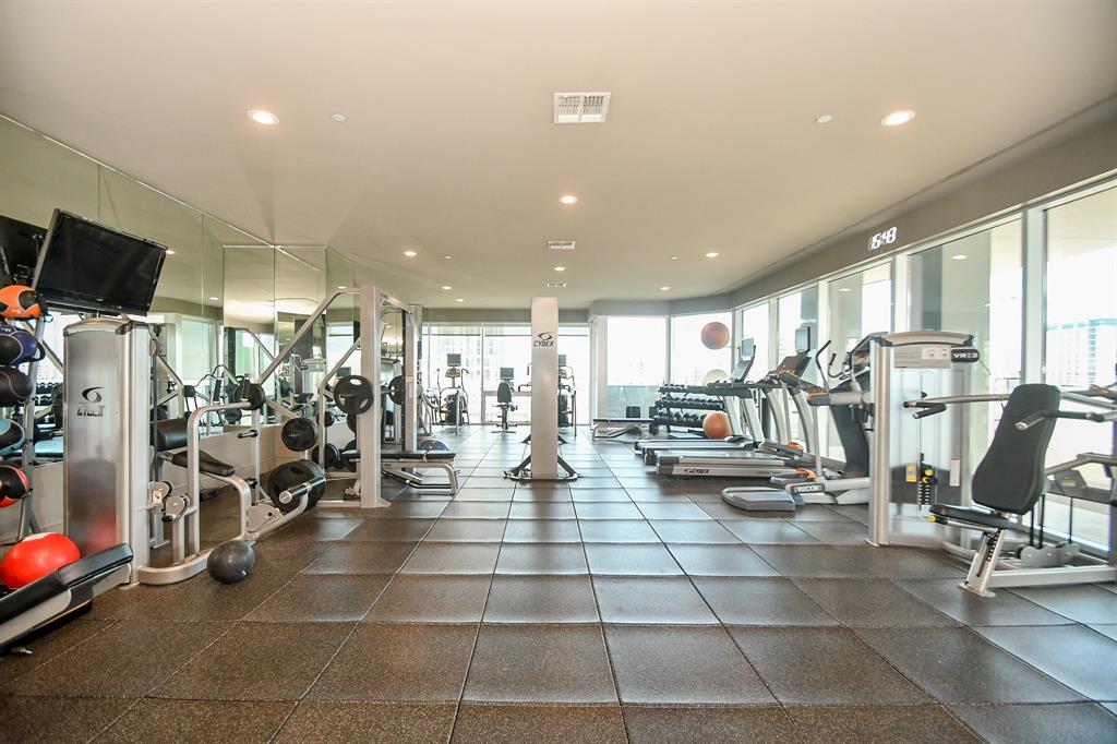 1600 Post Oak Boulevard # 1307