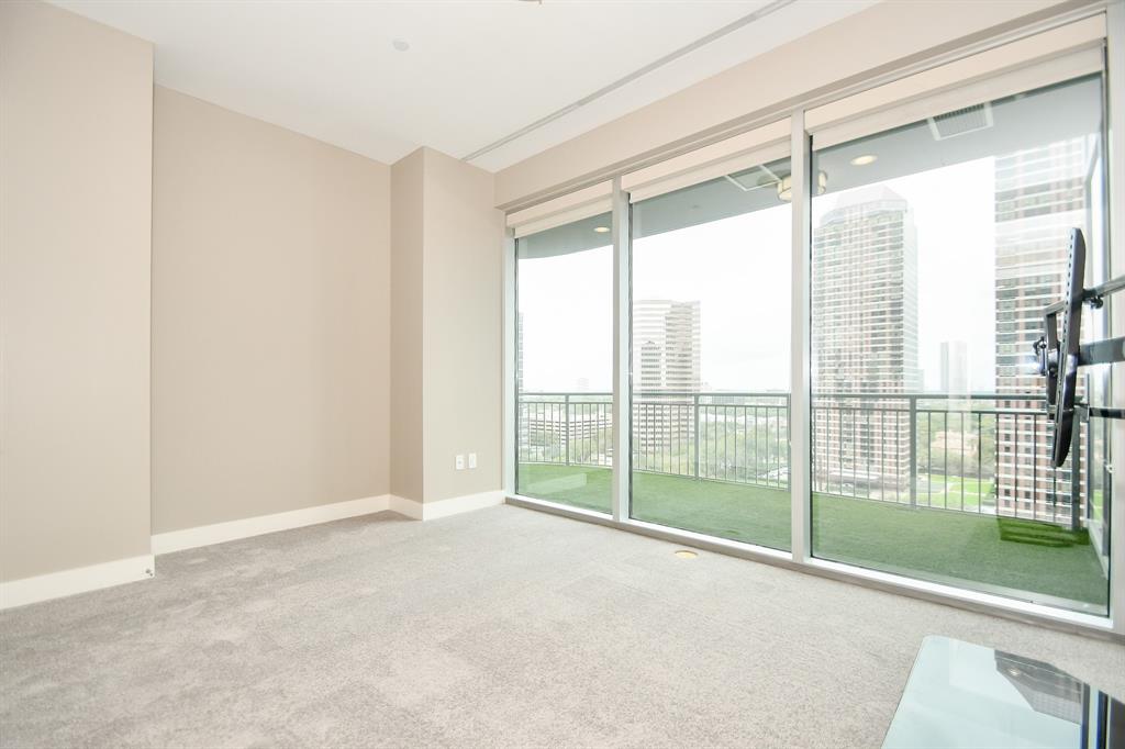1600 Post Oak Boulevard # 1307