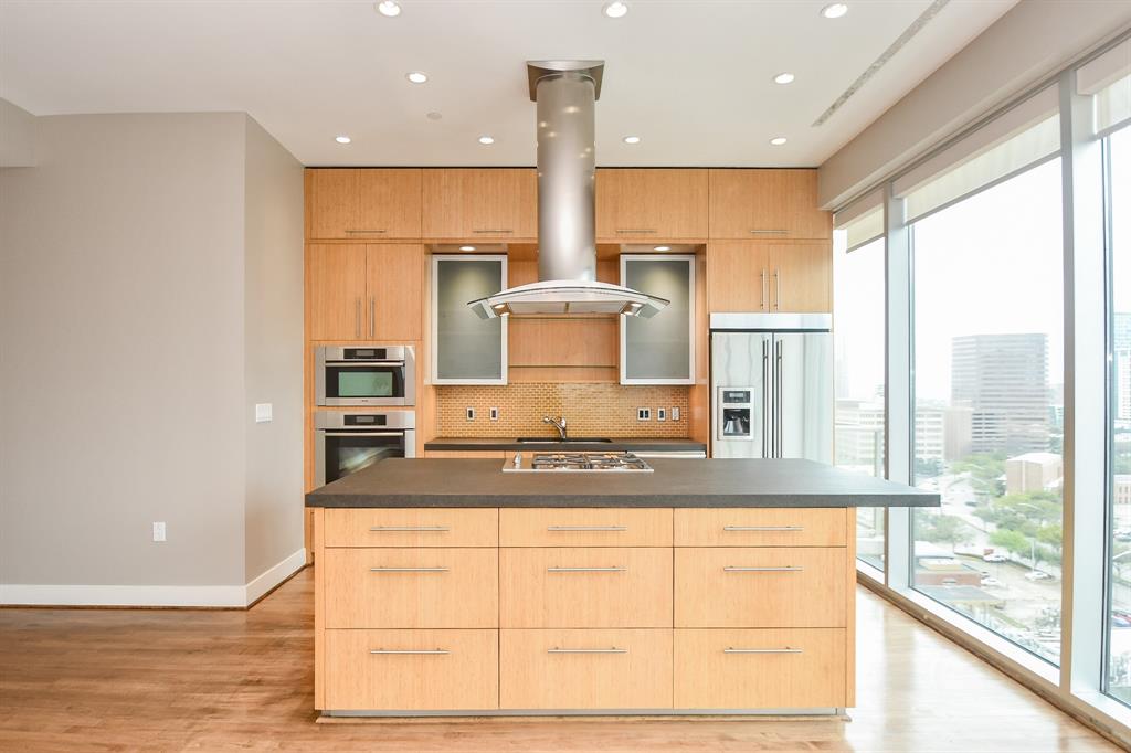1600 Post Oak Boulevard # 1307