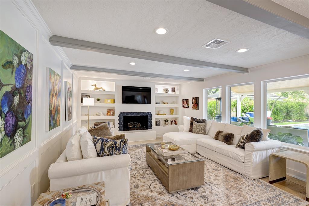 10823 Wickersham Lane