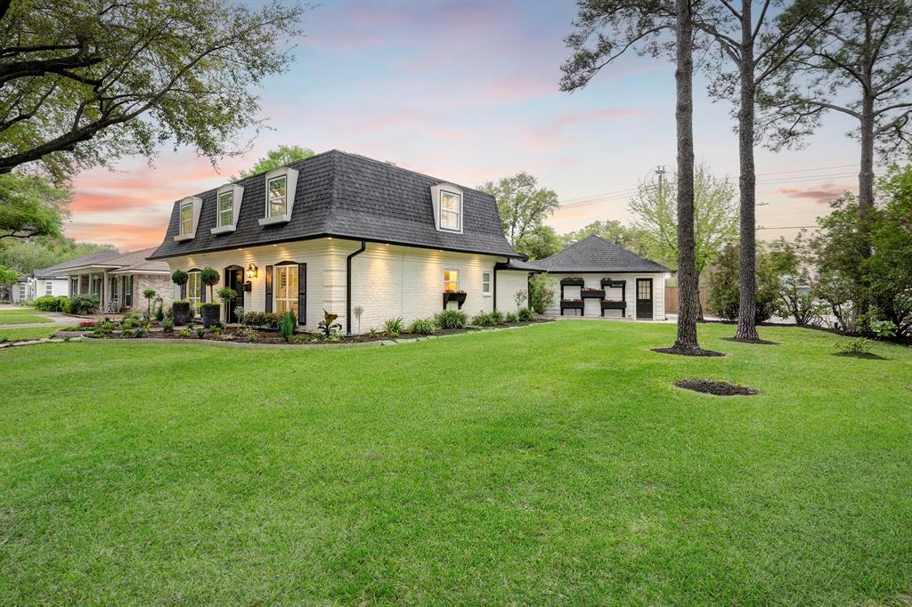 10823 Wickersham Lane