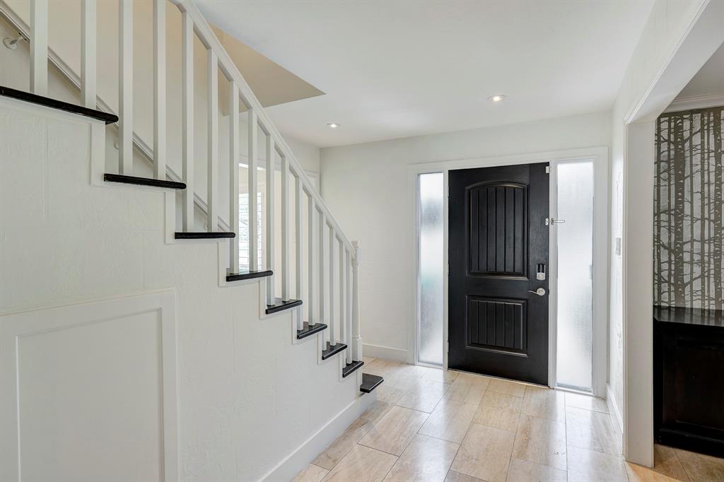 10823 Wickersham Lane