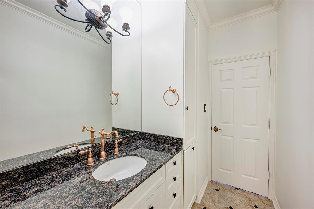 3211 Bellefontaine Street