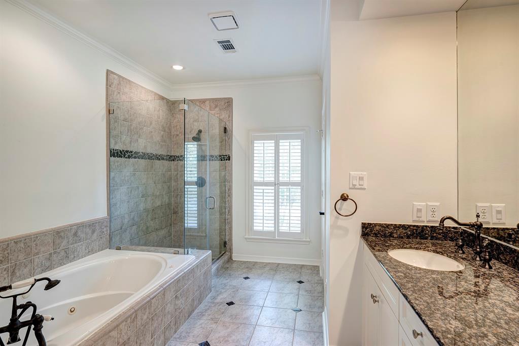 3211 Bellefontaine Street