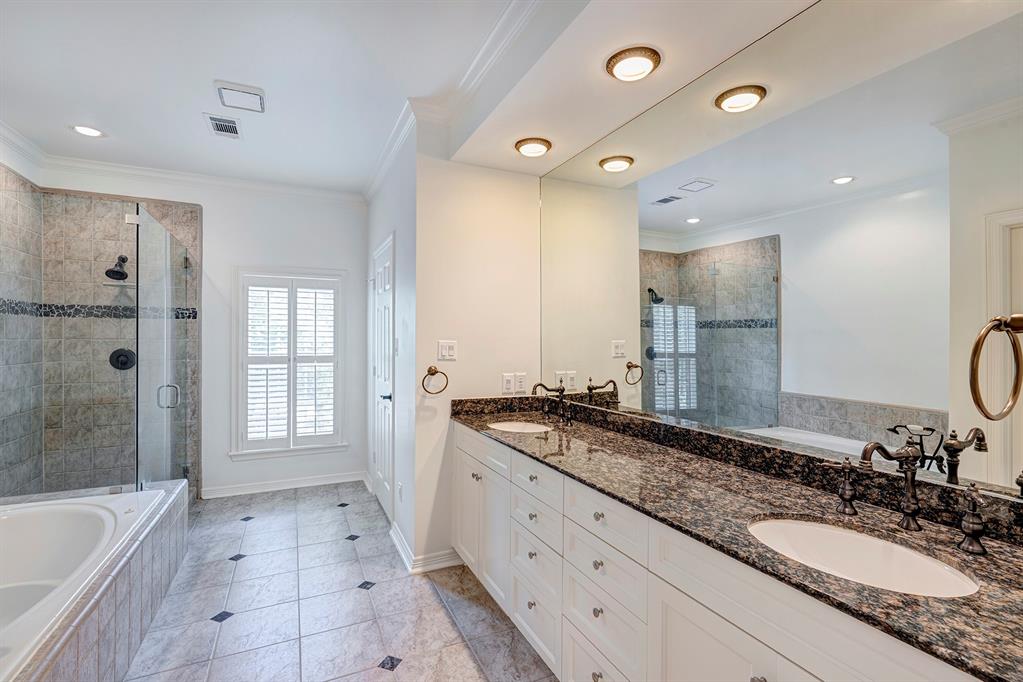 3211 Bellefontaine Street