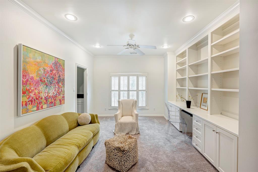 3211 Bellefontaine Street