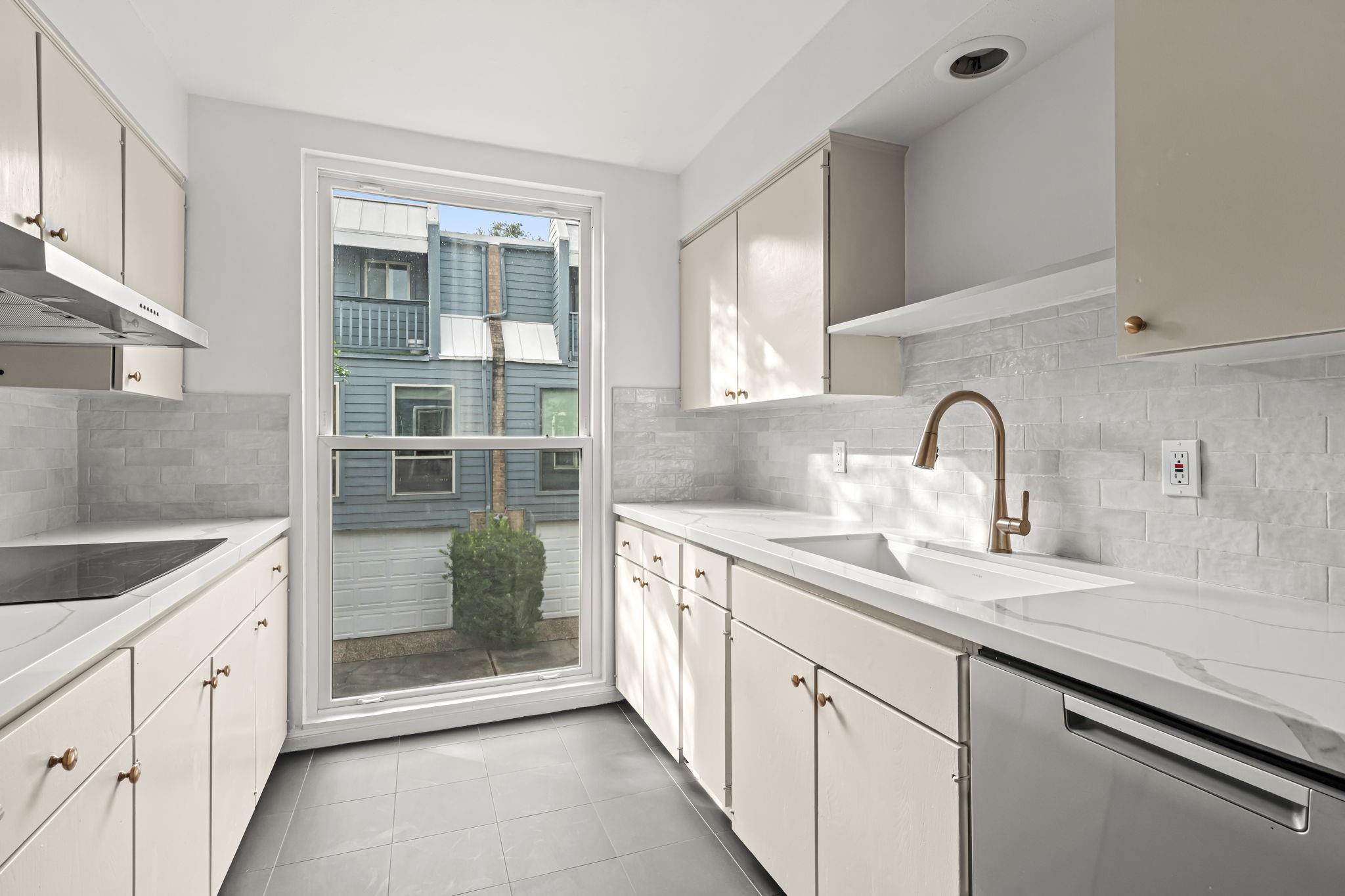 2506 Mandell Street # 2