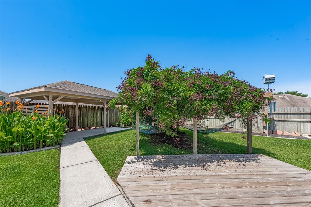 19 Prairie Knoll Drive