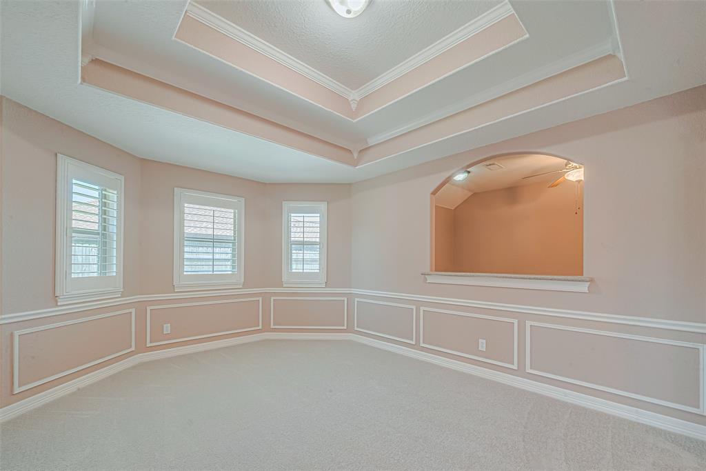 19 Prairie Knoll Drive