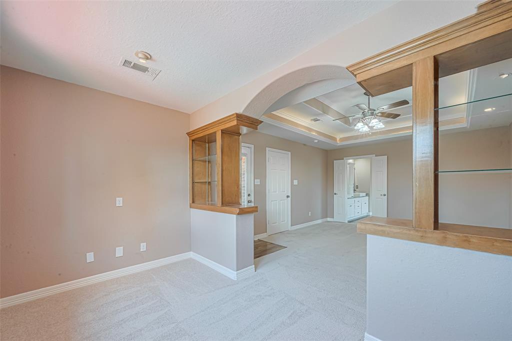 19 Prairie Knoll Drive