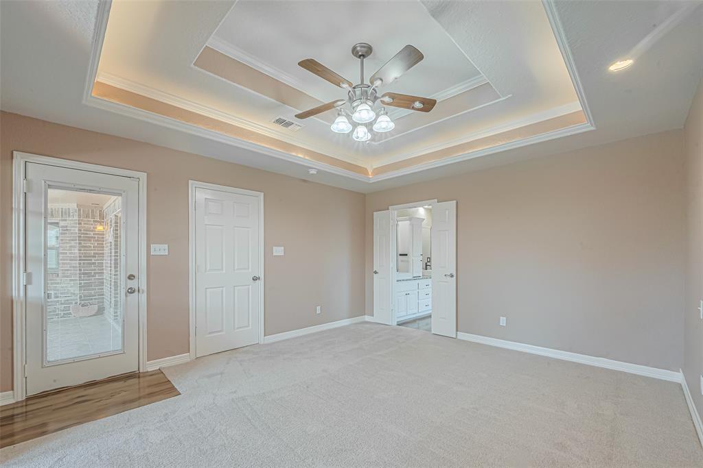 19 Prairie Knoll Drive