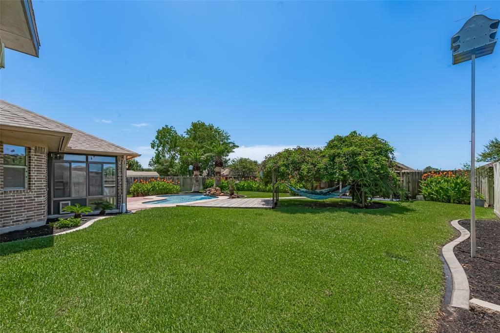 19 Prairie Knoll Drive