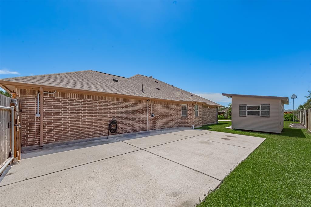 19 Prairie Knoll Drive