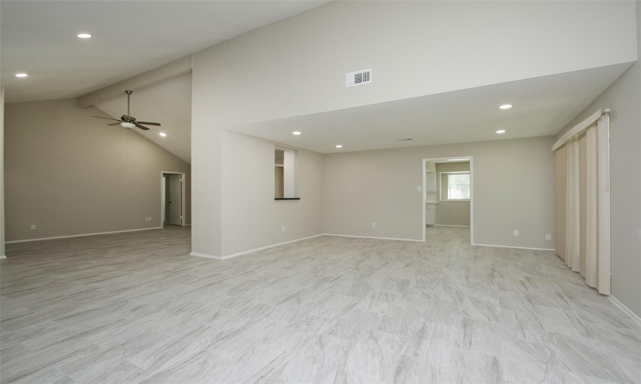 833 Lakeview Drive