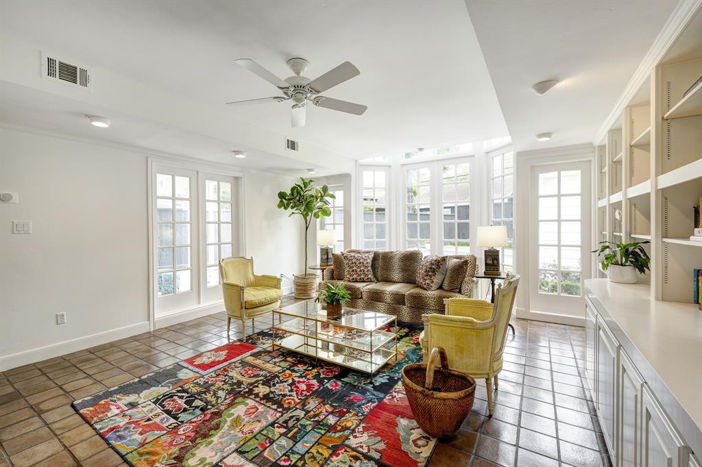 2250 Goldsmith Street