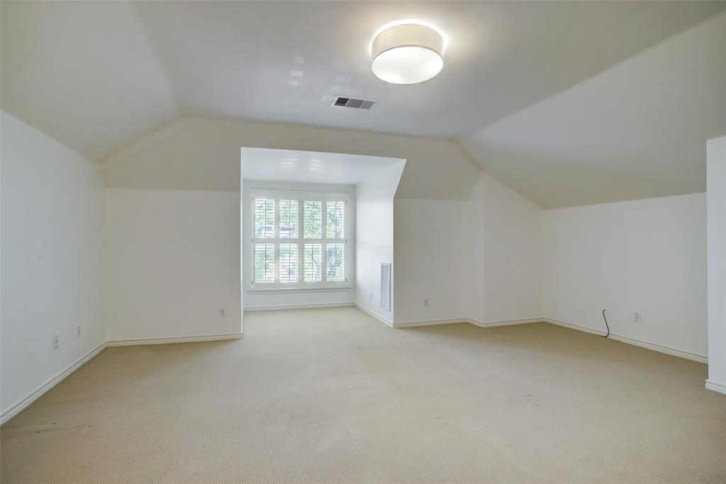 4105 N Boulevard Park