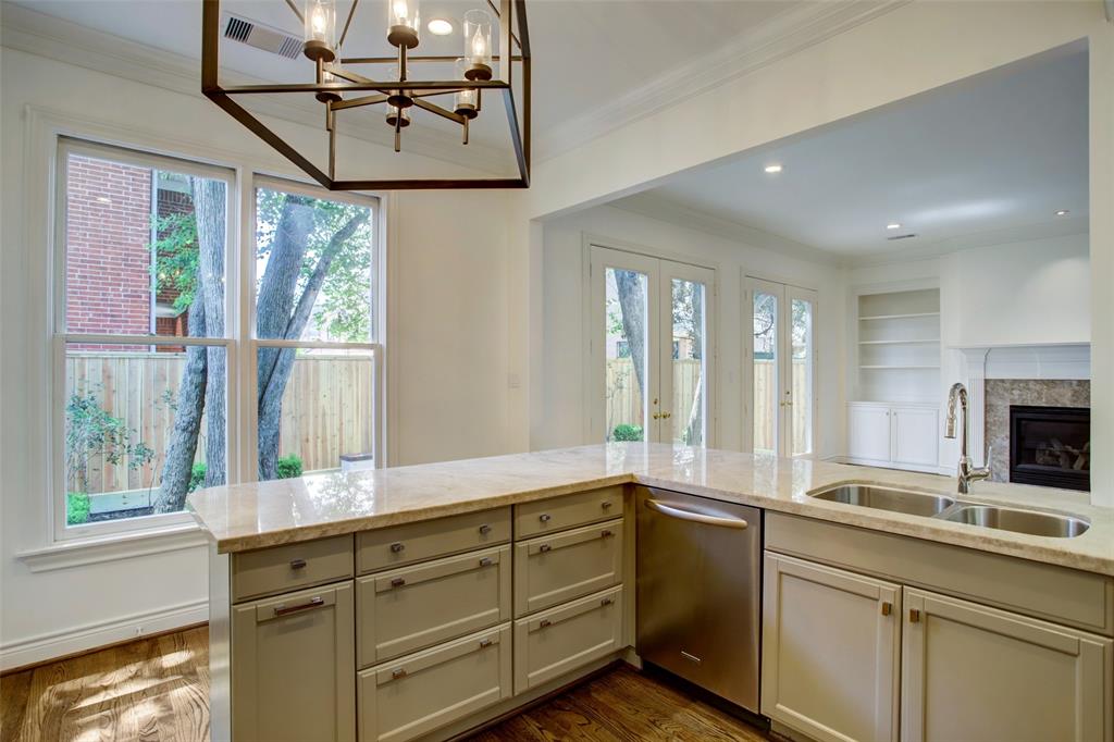 4105 N Boulevard Park