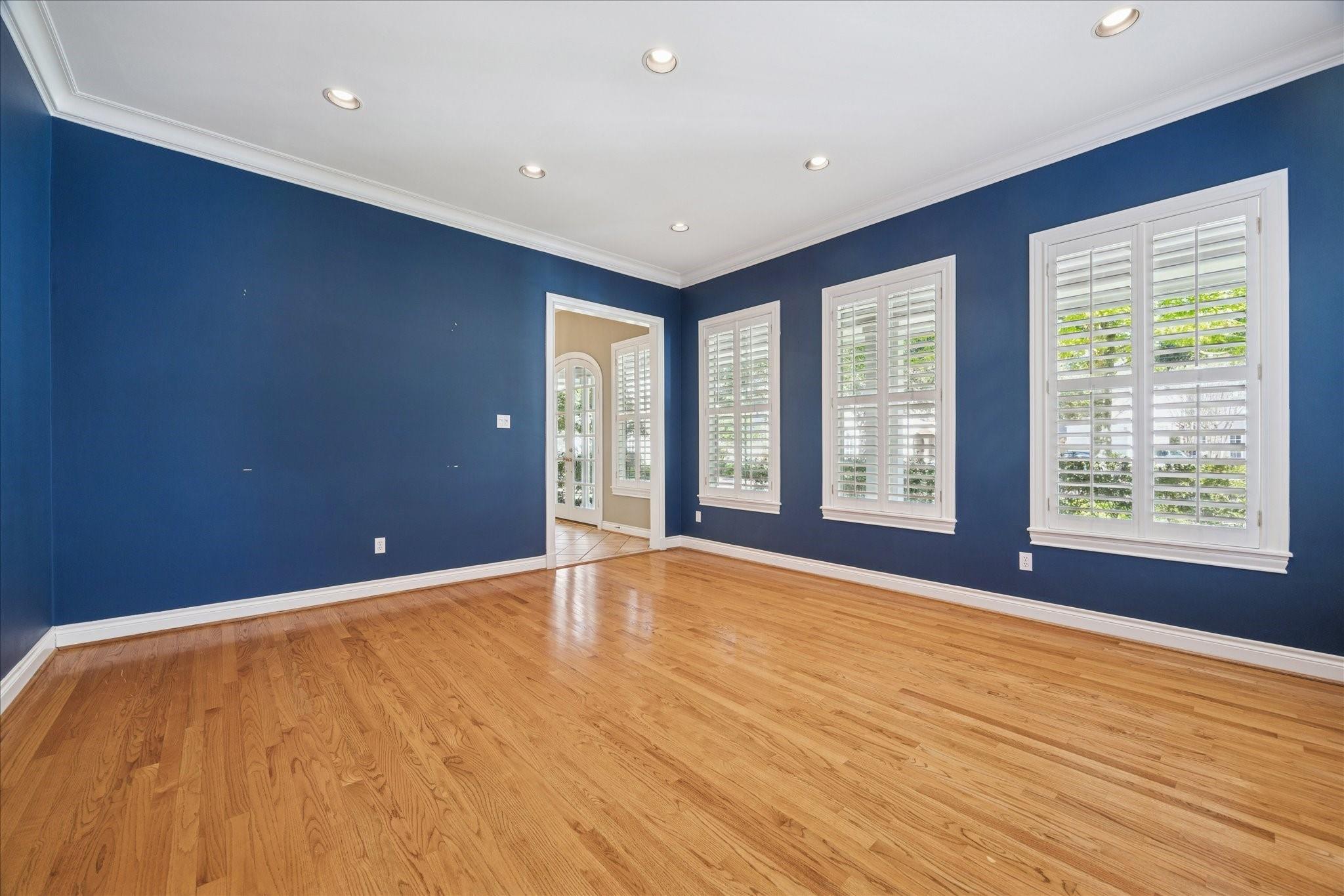 4537 Live Oak Street