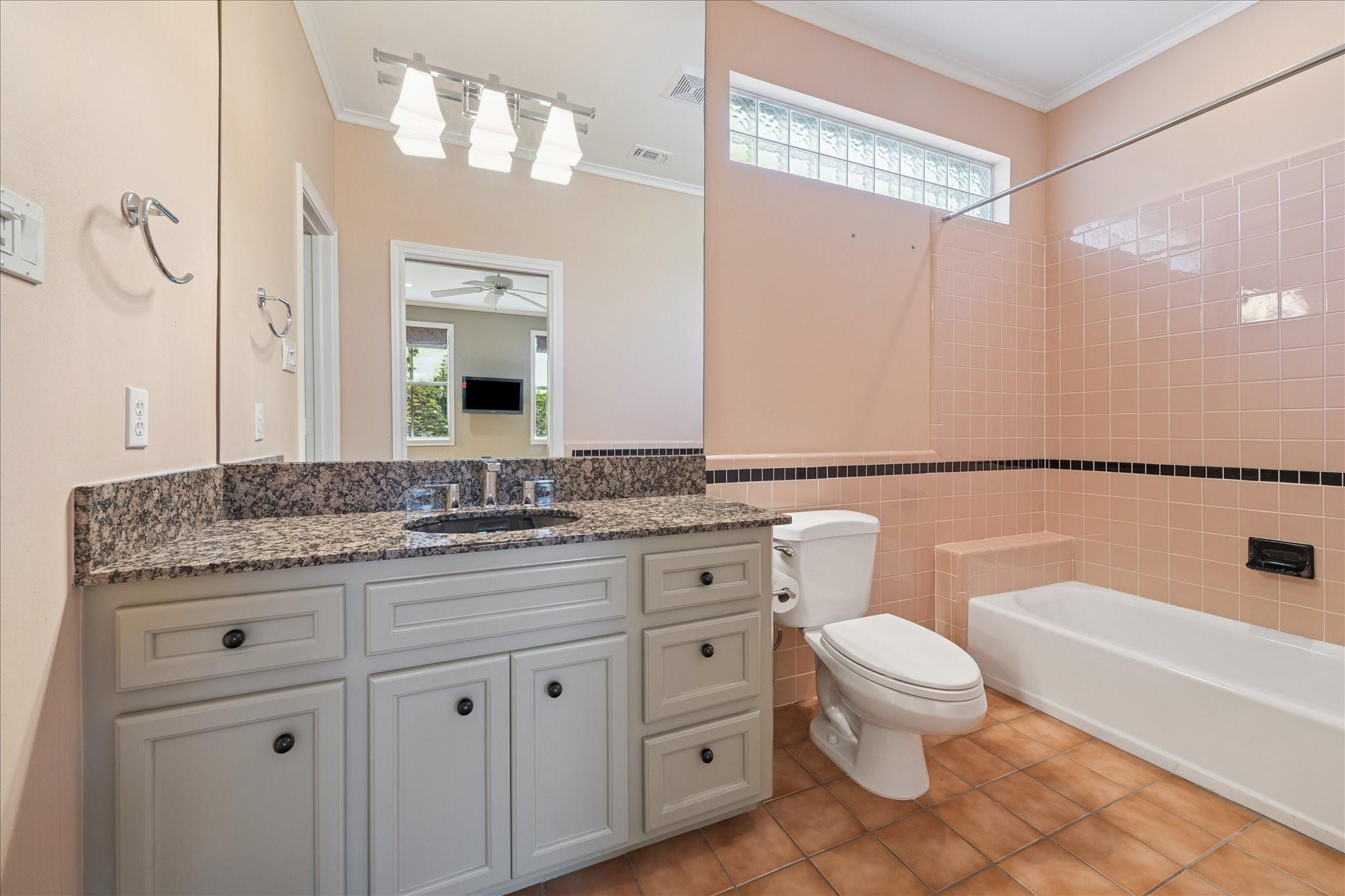 4537 Live Oak Street