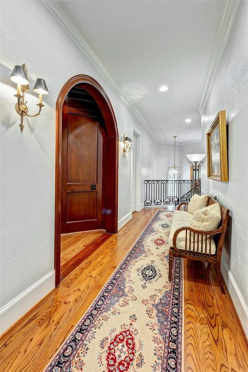 4 Crestwood Drive