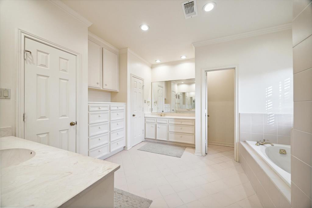 3769 Sunset Boulevard