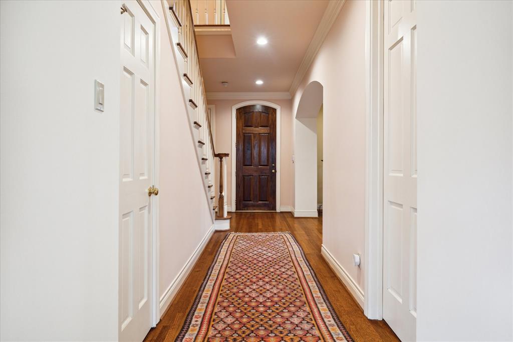 3769 Sunset Boulevard