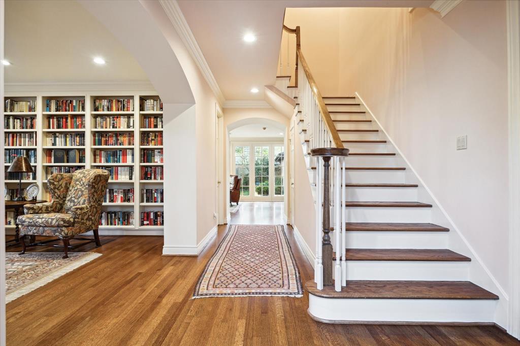 3769 Sunset Boulevard