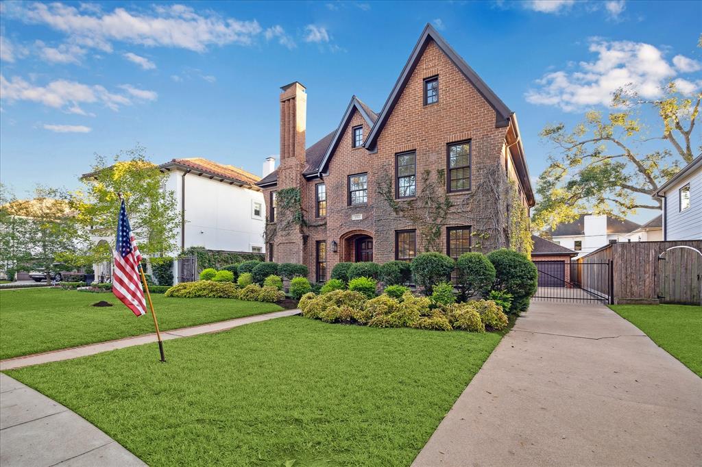 3769 Sunset Boulevard